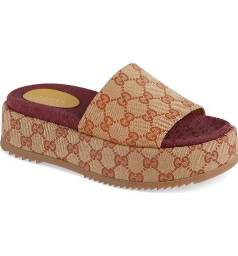 gucci sandal.|Gucci slippers women.